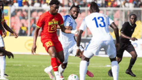 “亚历山大遭父亲质疑‘不当贴上贩子标签’”